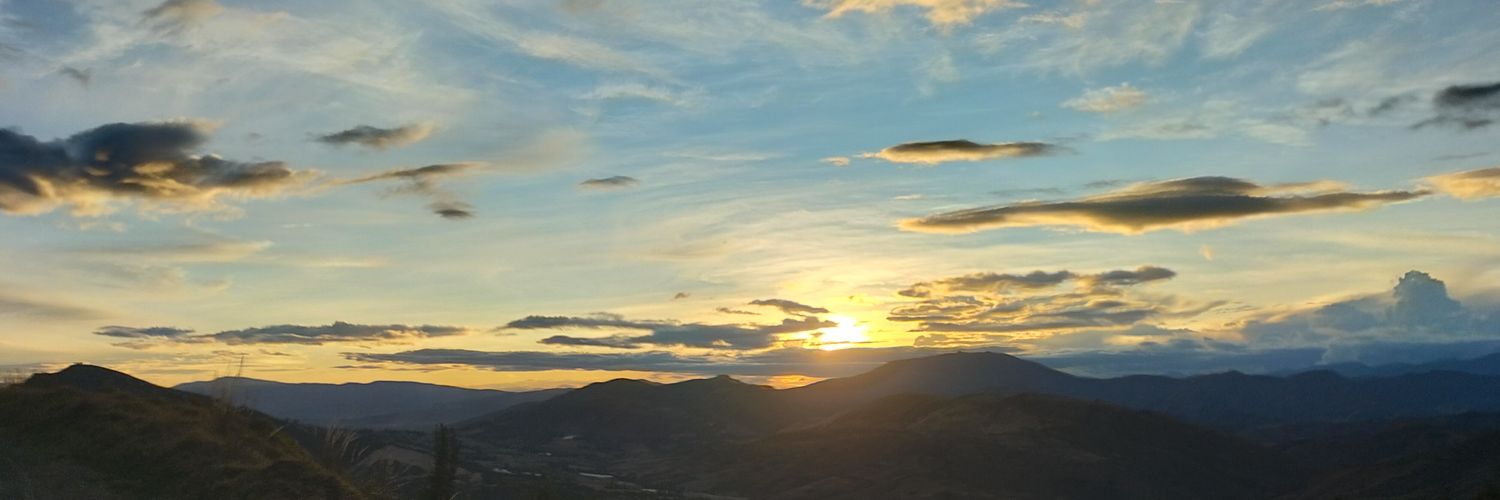 Karlu_11's profile banner image
