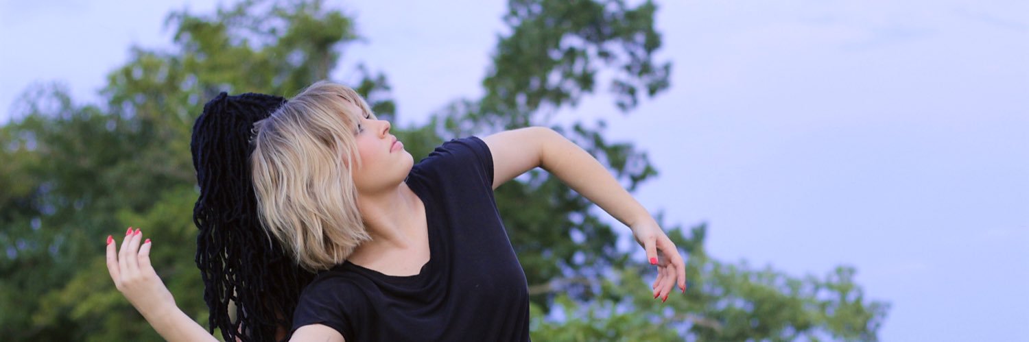 miss_wolfe_'s profile banner image