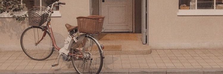 luvhy banner