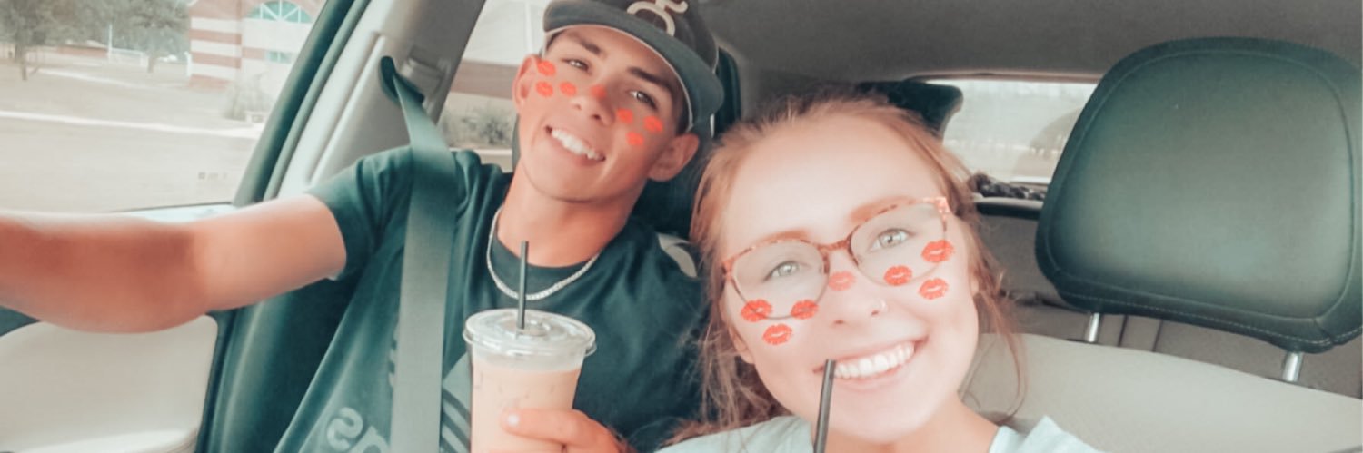 laci_sutton's profile banner image