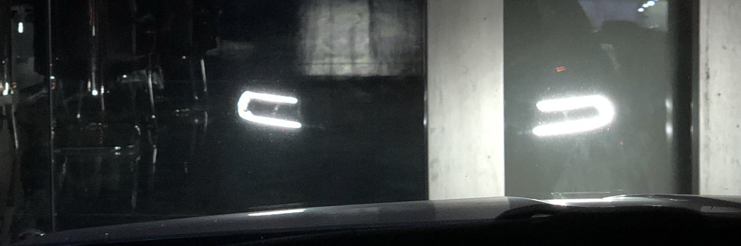 Mahmoud ⚪️ banner