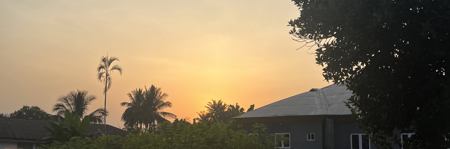 xnnizee's profile banner image
