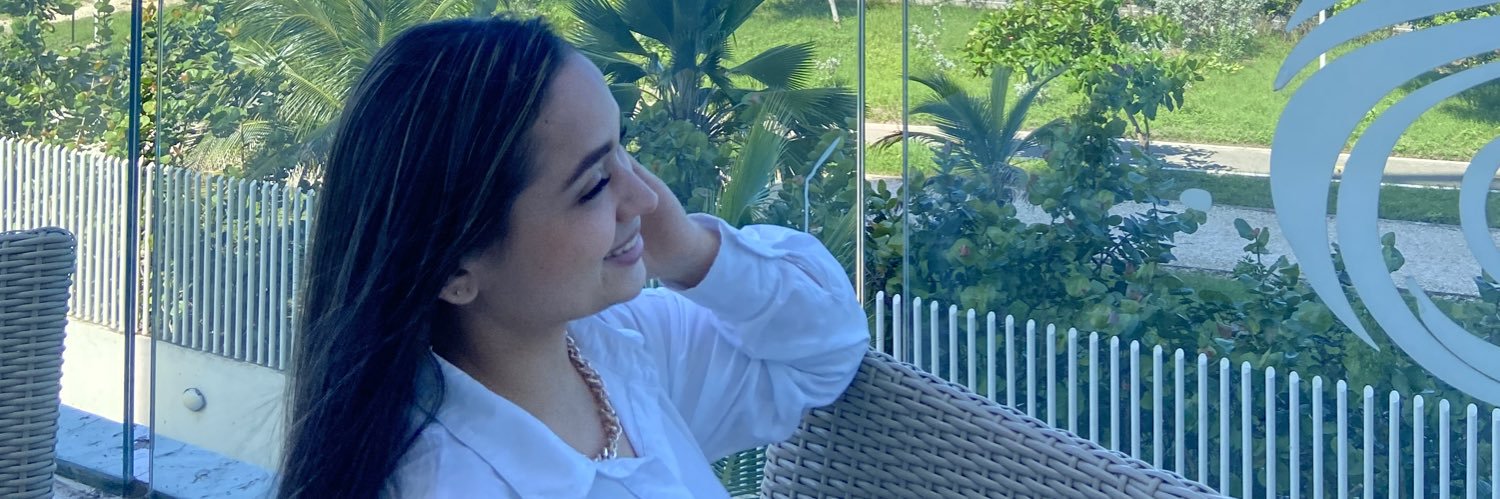 merlynolivera's profile banner image