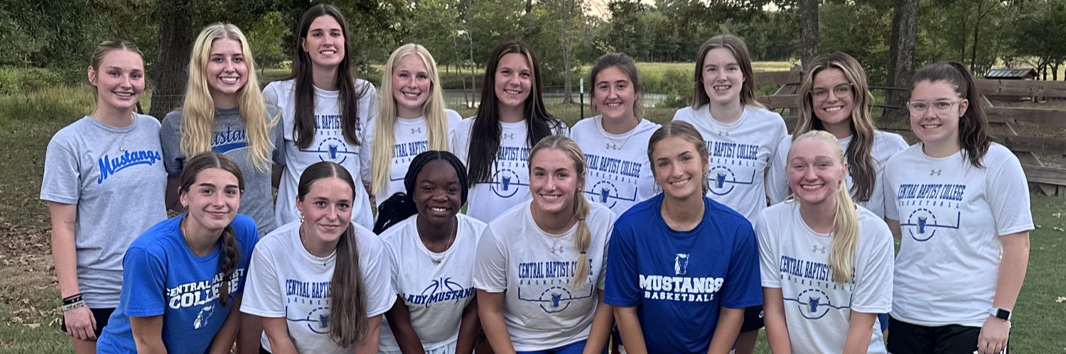 Lady Mustangs Basketball banner