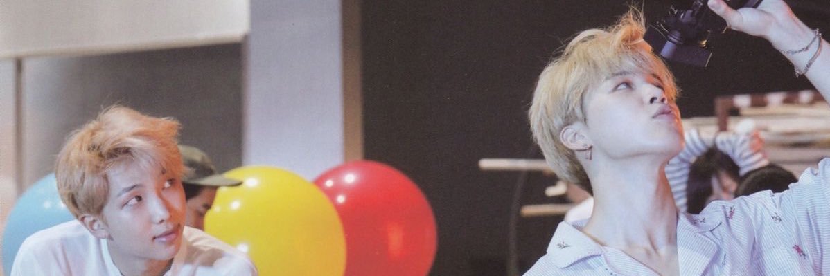 leila banner