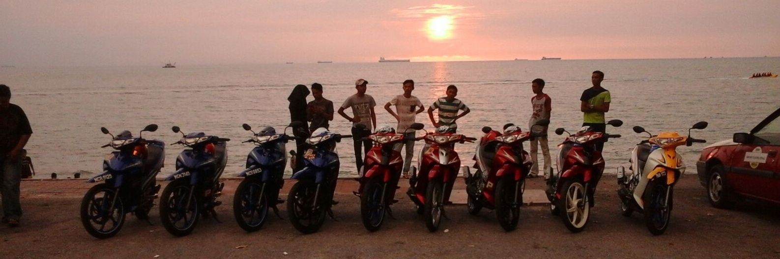 FirdausMahat_'s profile banner image