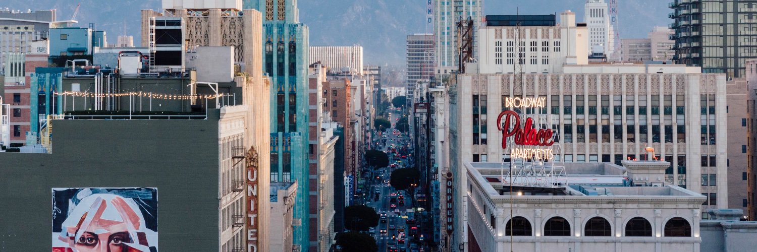 LA Fashion District banner