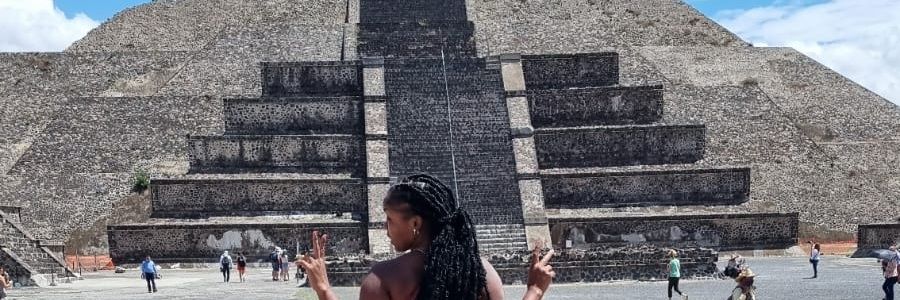 crysmarie's profile banner image