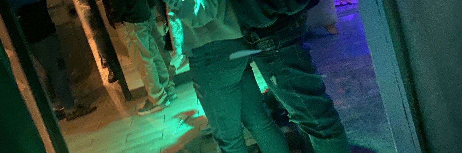 yungkello_'s profile banner image