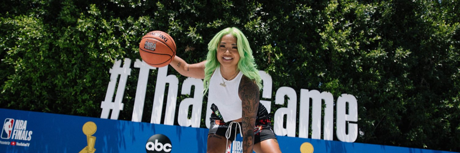 KAYCE K. 💚 banner