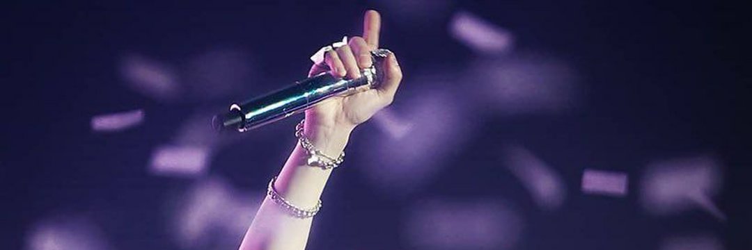 peachytaena banner