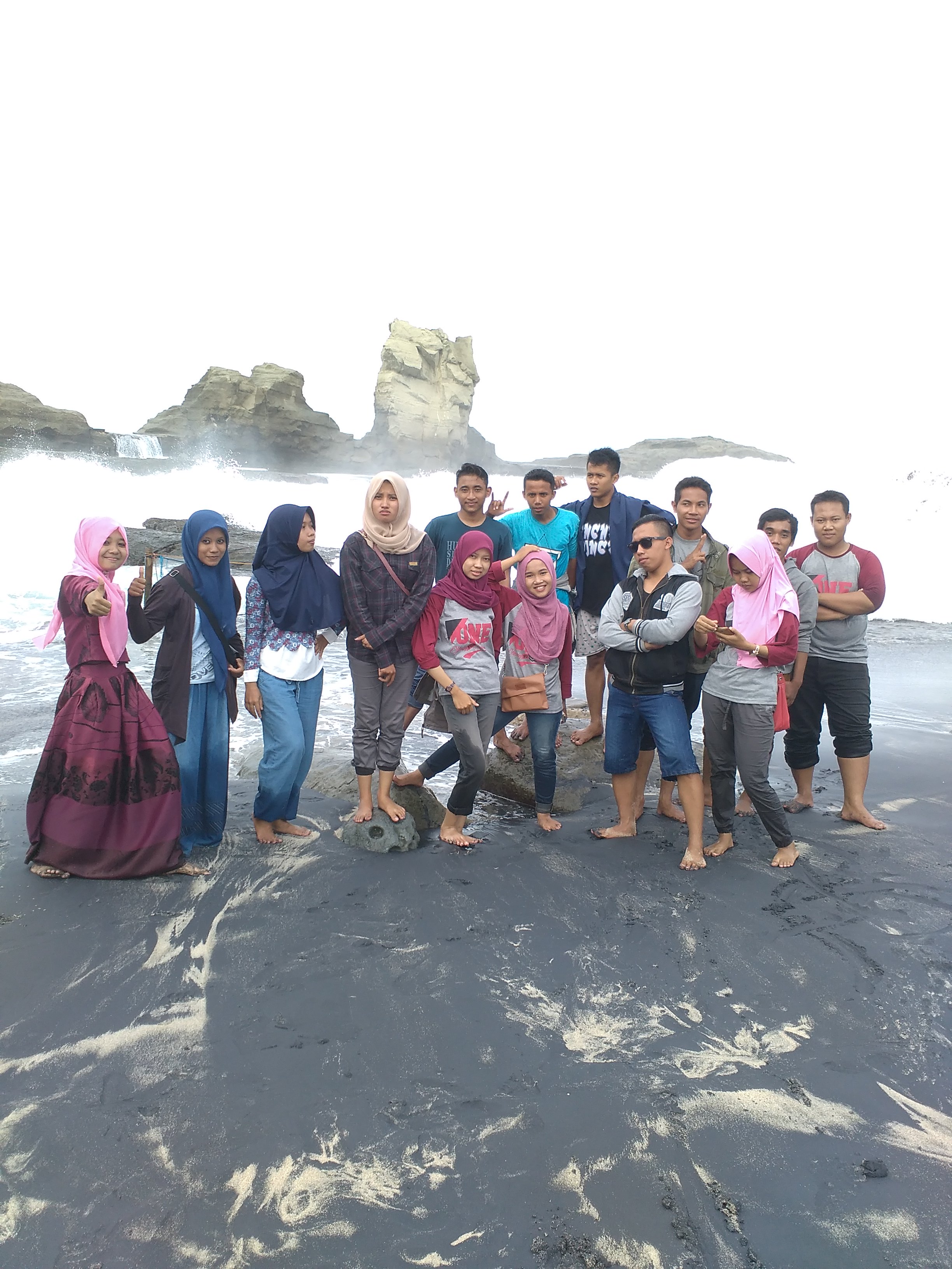 dini_fahriyati's profile banner image