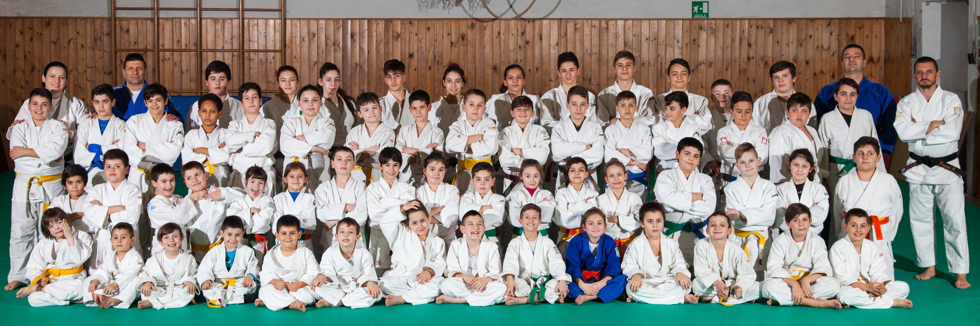 csjroma's profile banner image