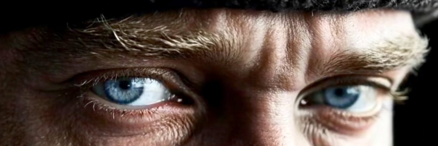 senolsenyer's profile banner image