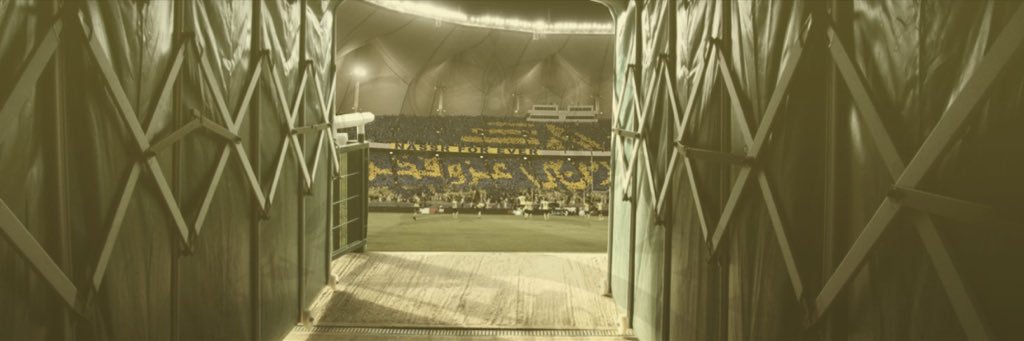 fares_27_'s profile banner image