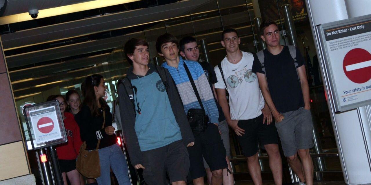 hivum's profile banner image
