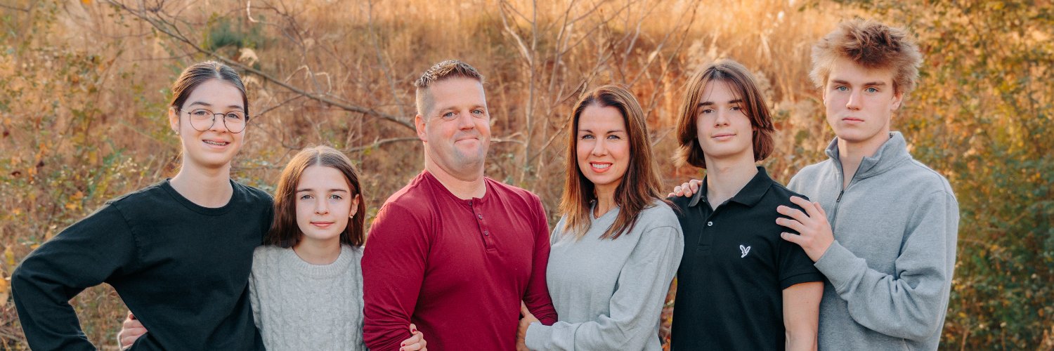 kerry_wicklund's profile banner image