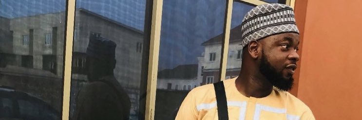AtinaroE's profile banner image