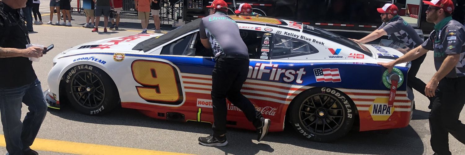 Michelle 🔥🍢🏁 banner