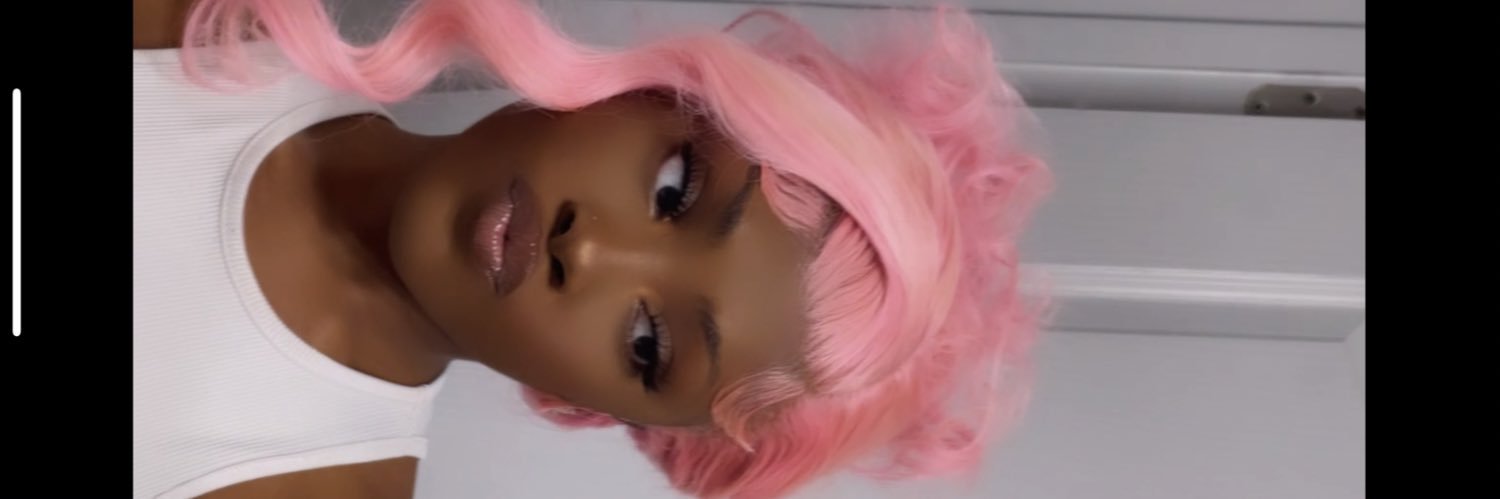 nnaaeeeee's profile banner image