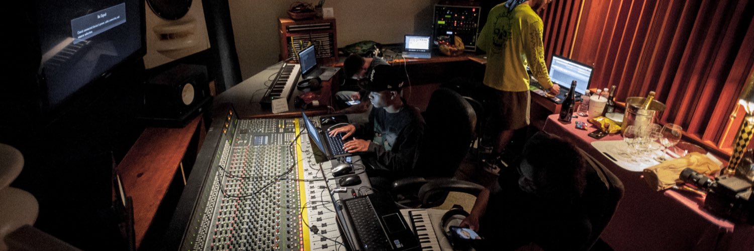 zelltootrill's profile banner image