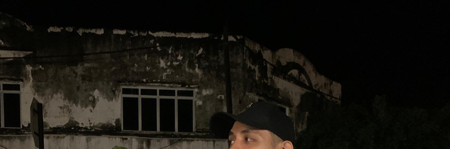 nvrtikah's profile banner image