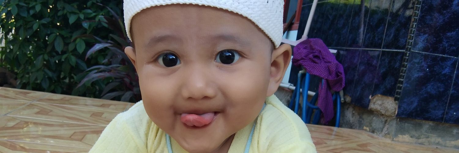 friazhu's profile banner image