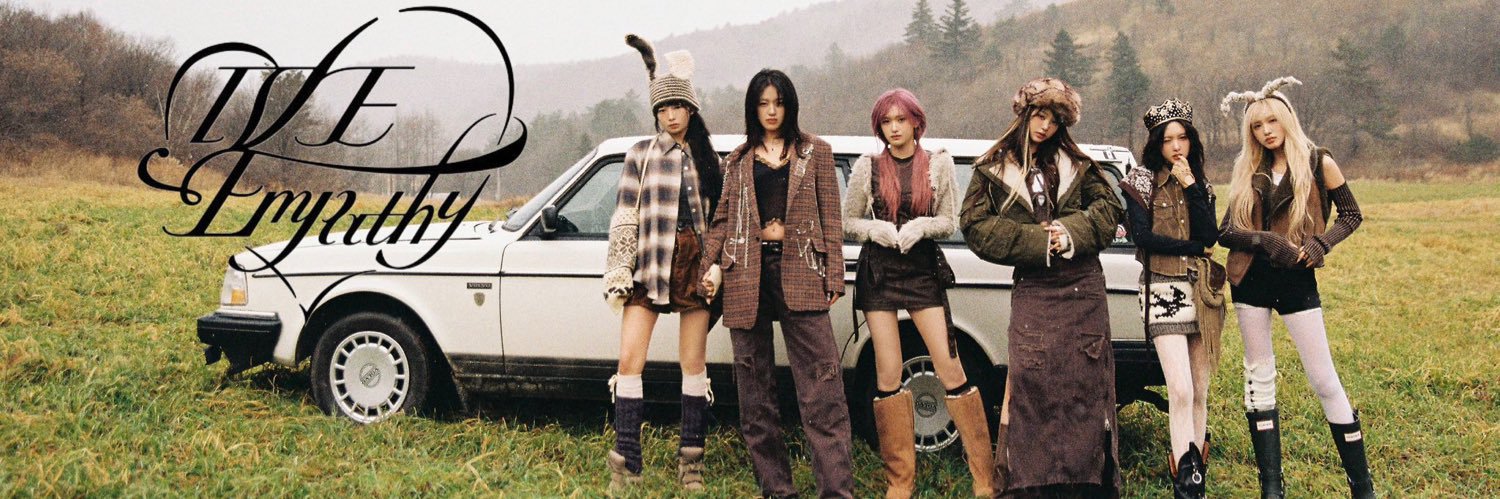 deedeeDive's profile banner image