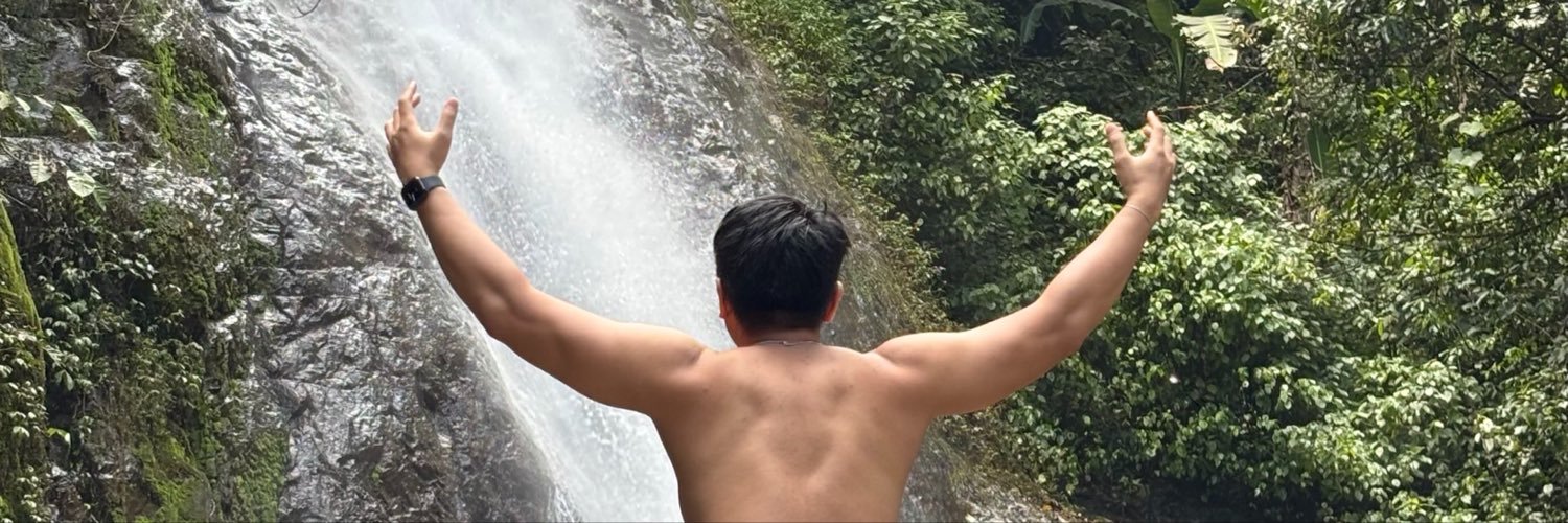 Thirtyia's profile banner image