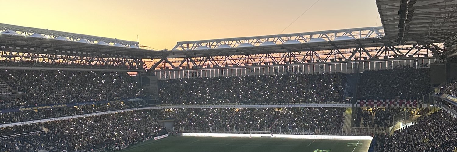 solmazbaris's profile banner image