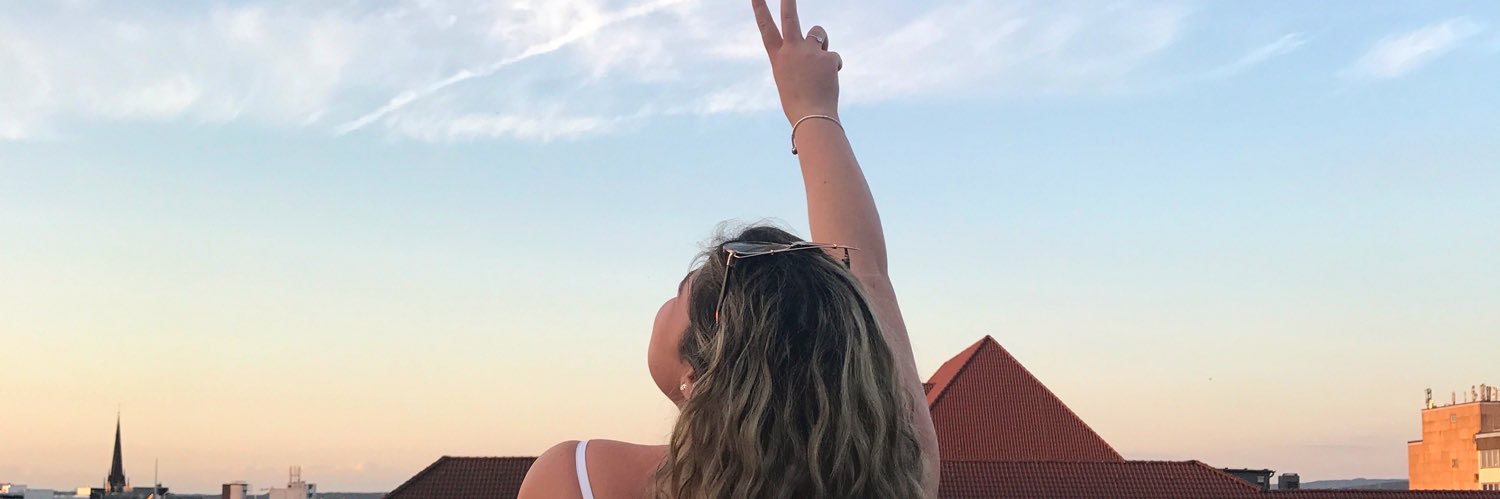 stripmedemi's profile banner image