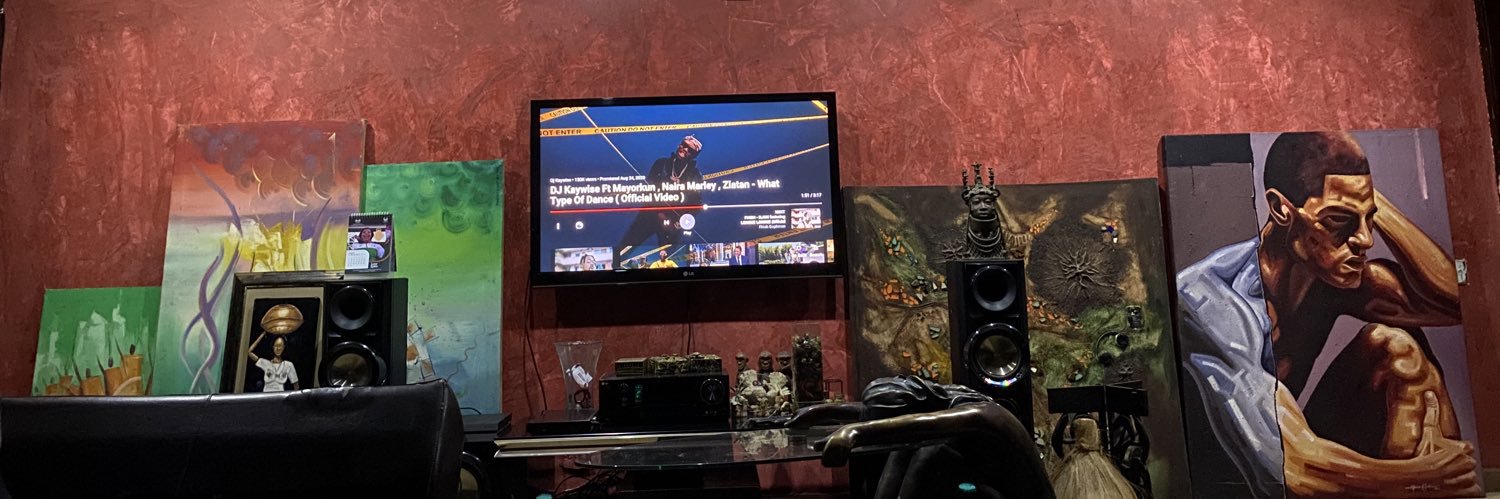 iamvonvick's profile banner image