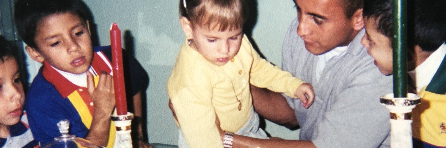 vale_ramirezN's profile banner image