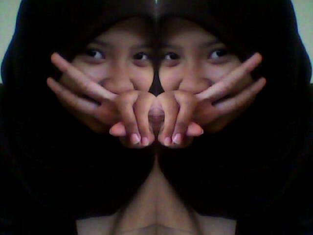 putri_alliyah's profile banner image
