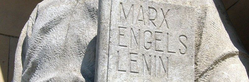 dennis 🩷💜💙 banner