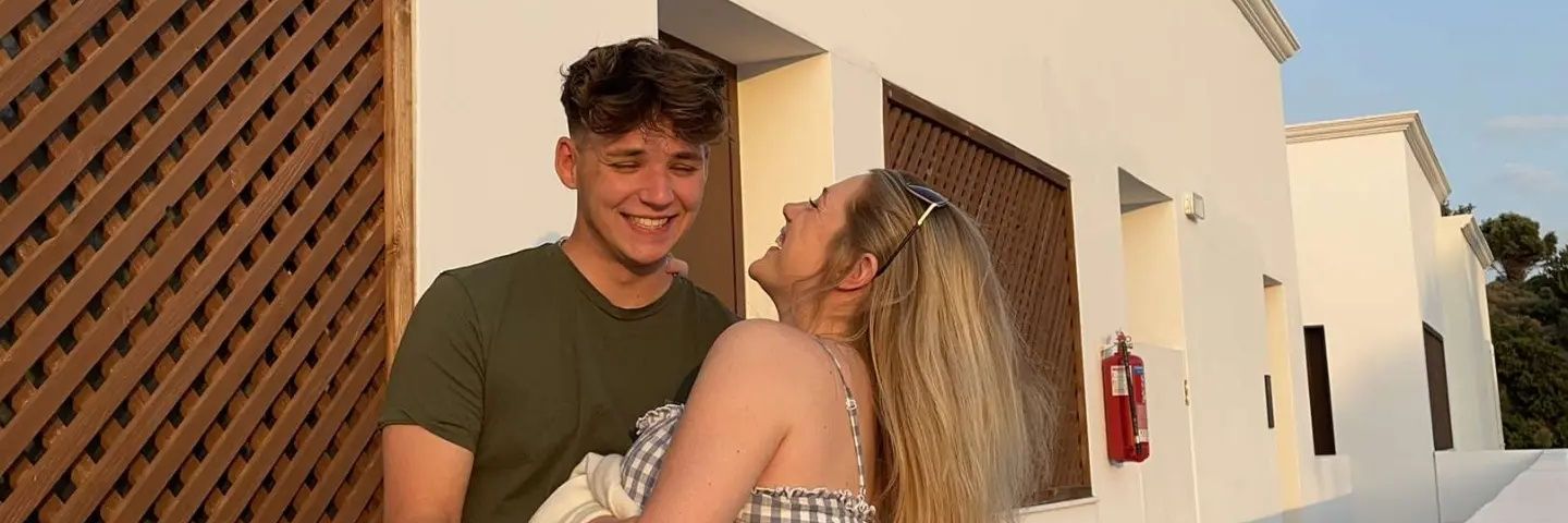 cece_dillon's profile banner image