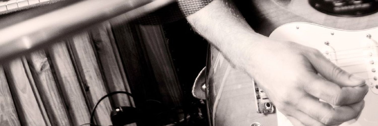 alvarodelsur's profile banner image