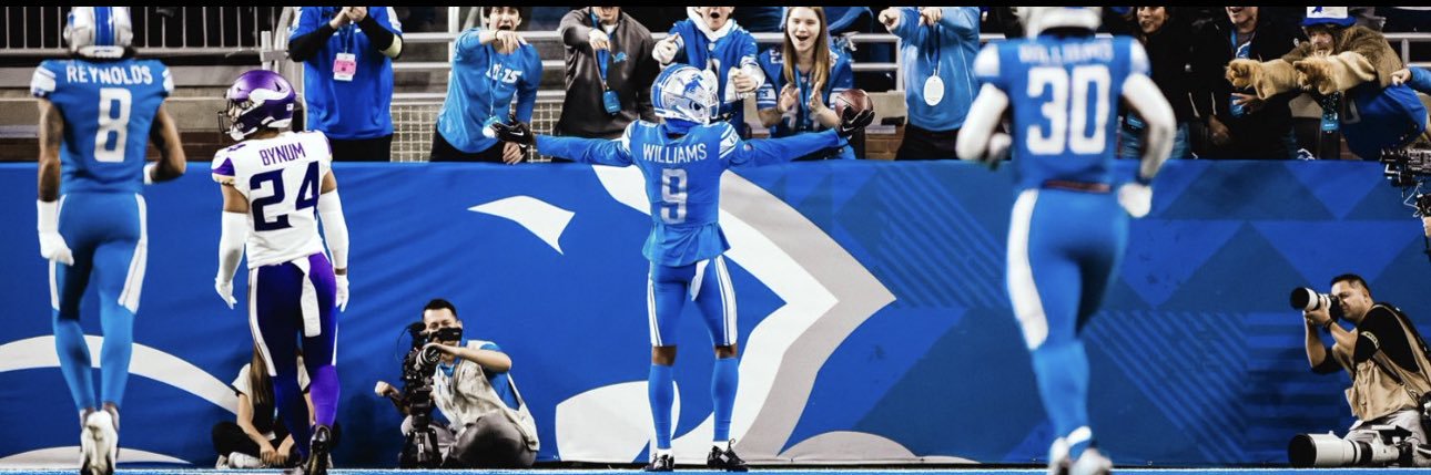 rivOMell's profile banner image