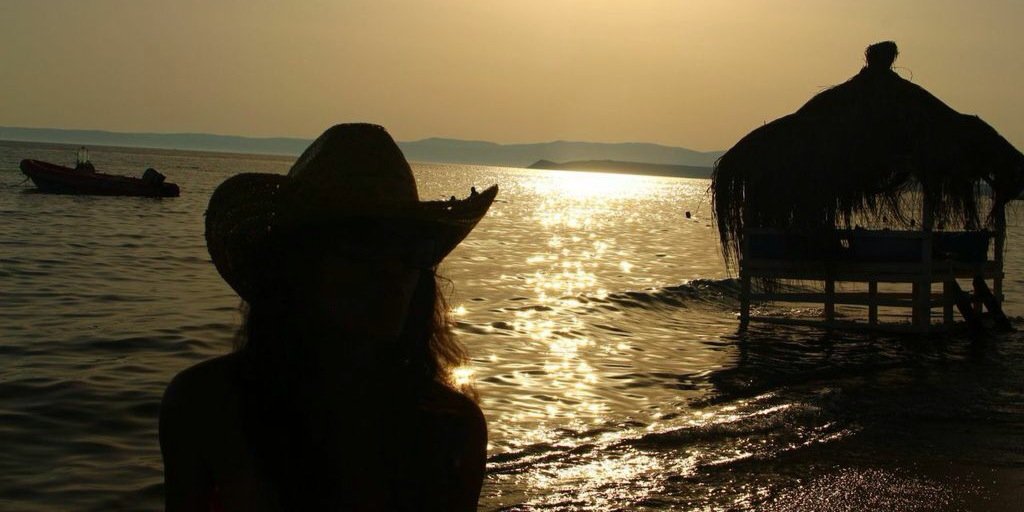 aysdennise's profile banner image