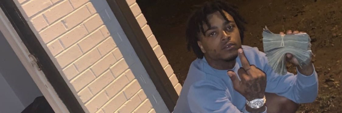 Moneymachinec's profile banner image