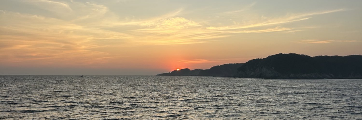 azalearoo's profile banner image