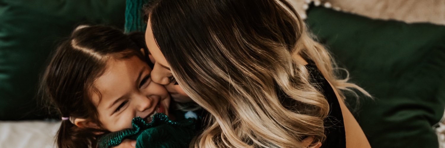 carina deleon banner