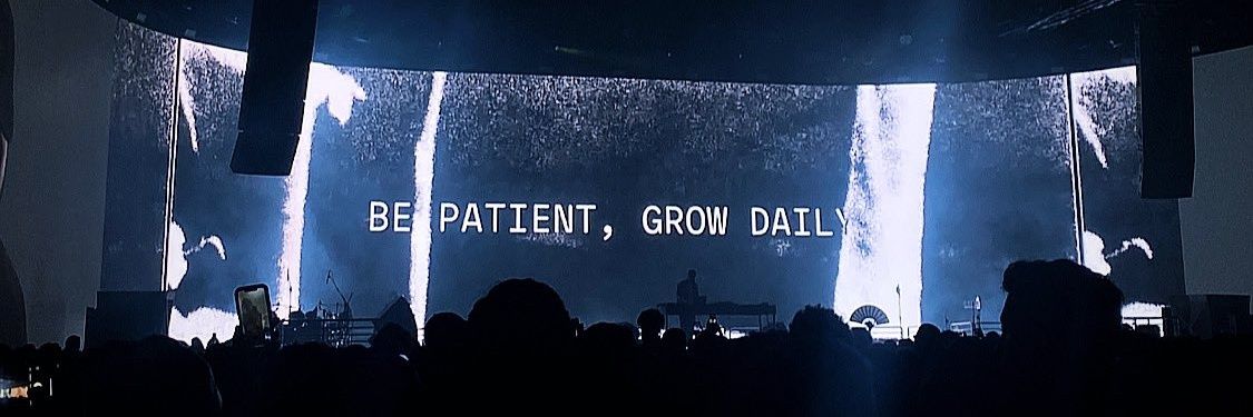 HIPPY ✌💛🌻 banner