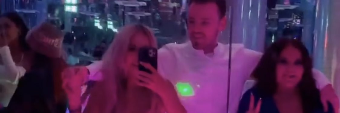 chloelogan__'s profile banner image