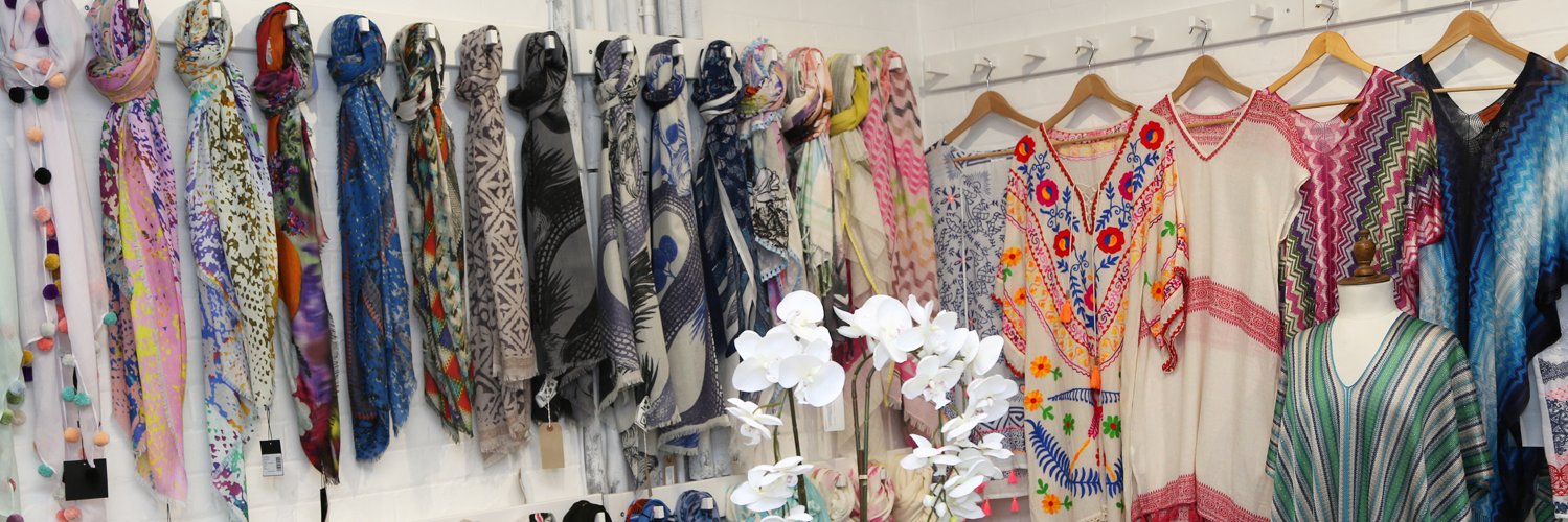 CleverlyWrapped's profile banner image
