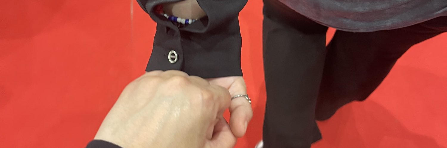 aqwomann's profile banner image