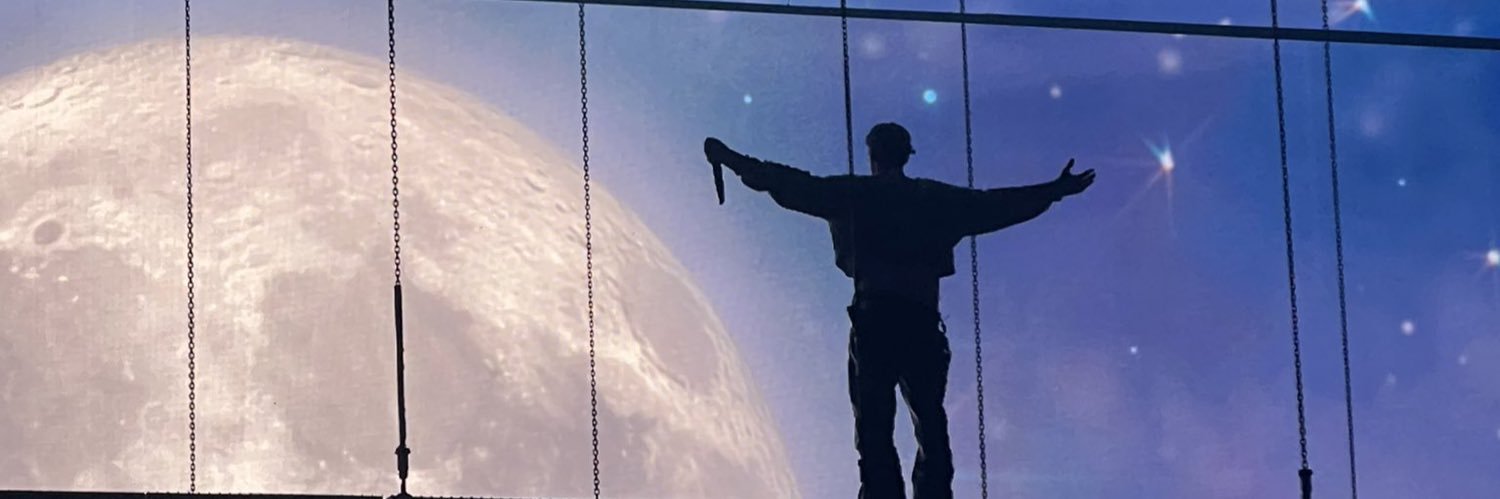 abiebas's profile banner image