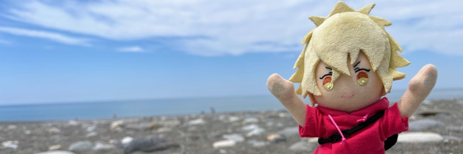 aka___dora's profile banner image