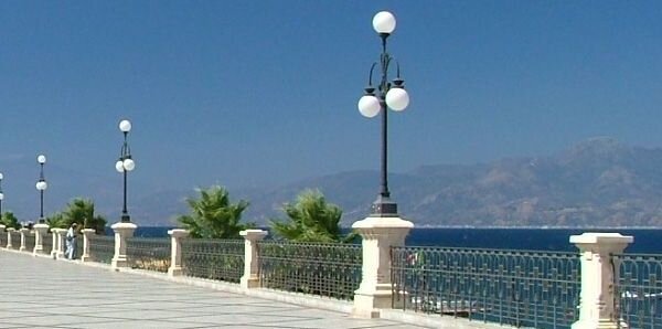 stefi_batt's profile banner image