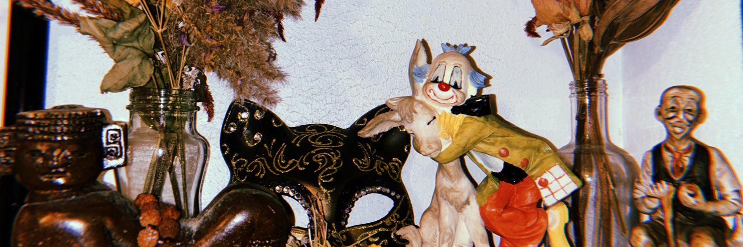 dazeydazes's profile banner image